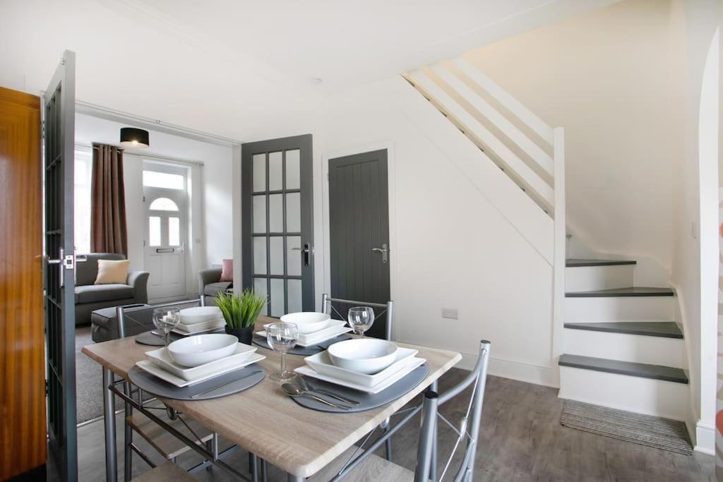 Cudworth House, Barnsley For Contractors & Families, Free Parking, High Speed Wifi Etc Villa Luaran gambar