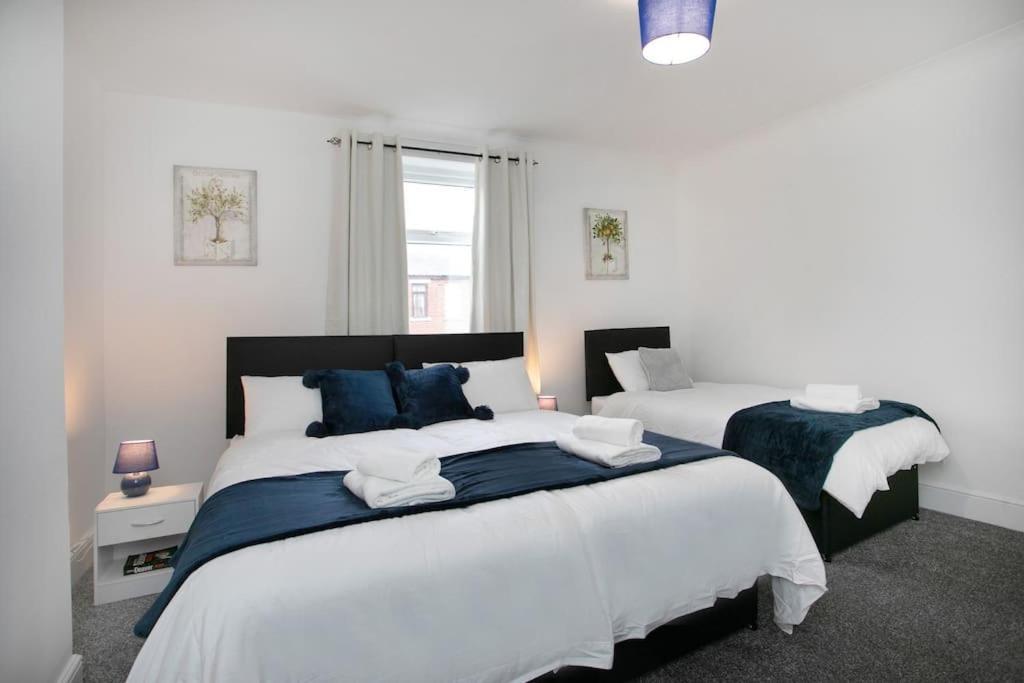 Cudworth House, Barnsley For Contractors & Families, Free Parking, High Speed Wifi Etc Villa Luaran gambar