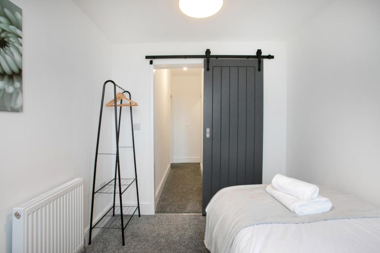 Cudworth House, Barnsley For Contractors & Families, Free Parking, High Speed Wifi Etc Villa Luaran gambar